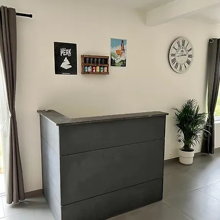Happy Duplex Apartment