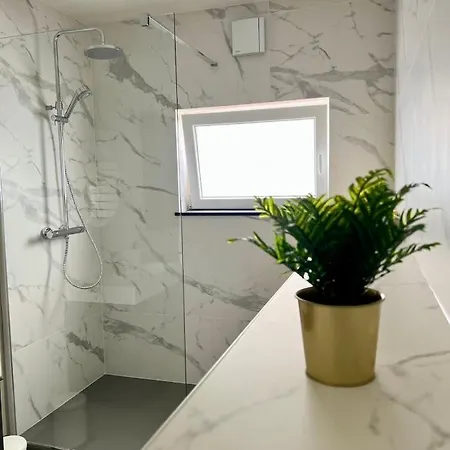 شقة Happy Duplex *