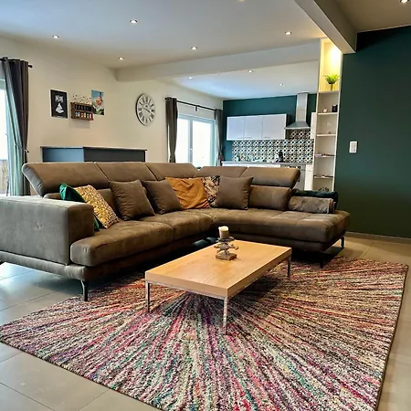 Apartment Happy Duplex